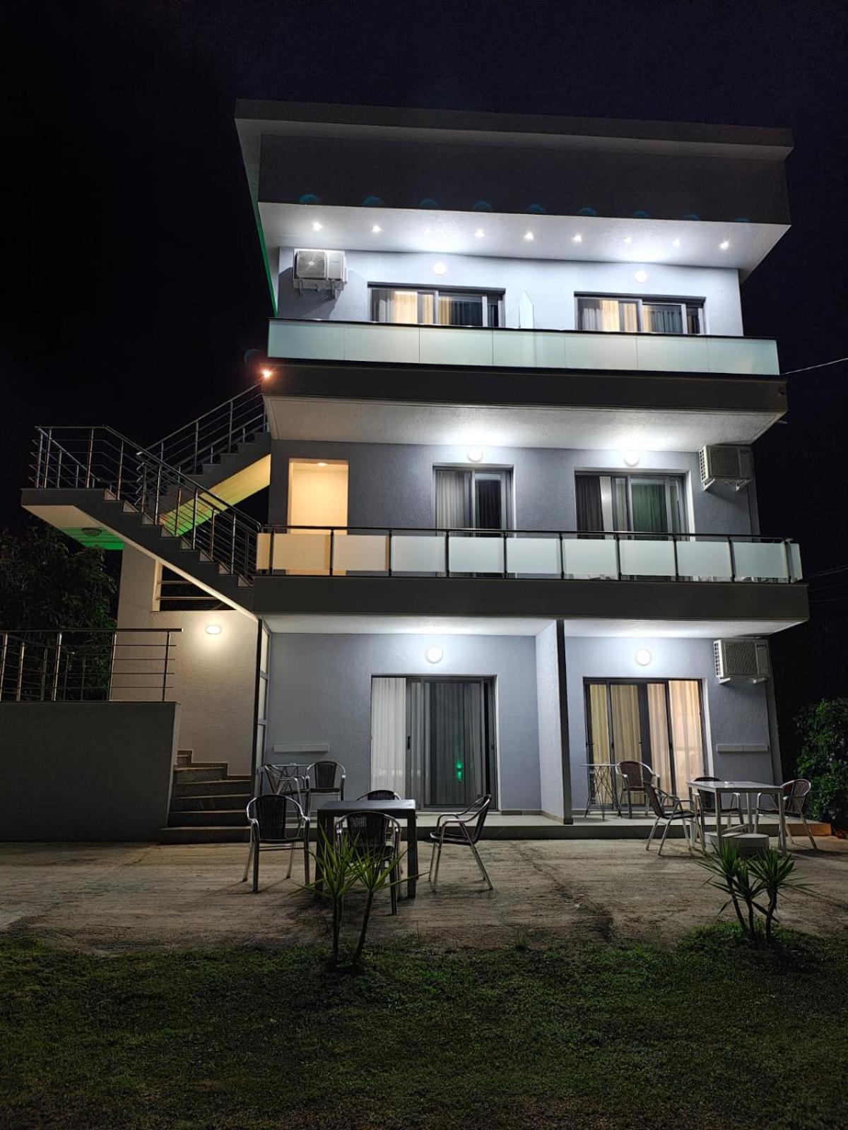 Apartament Marios Himara